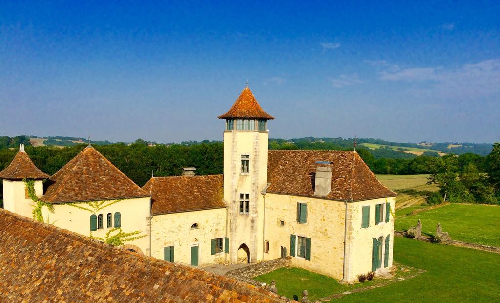 Chateau De Baylac Bugnein Exterior photo